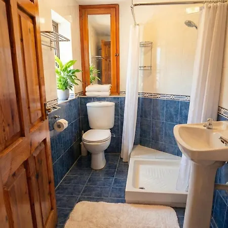 Dorata - Gozo With Terrace & Field View