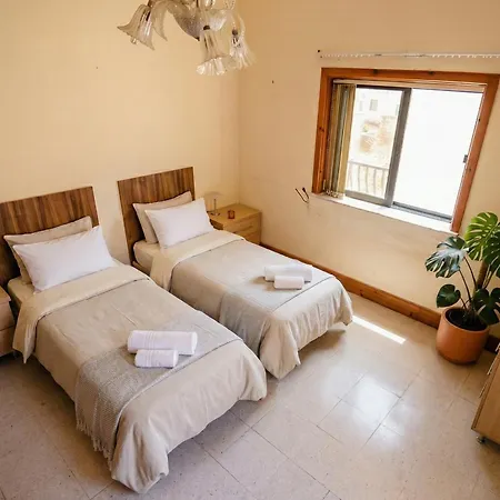 Dorata - Gozo With Terrace & Field View * Qala