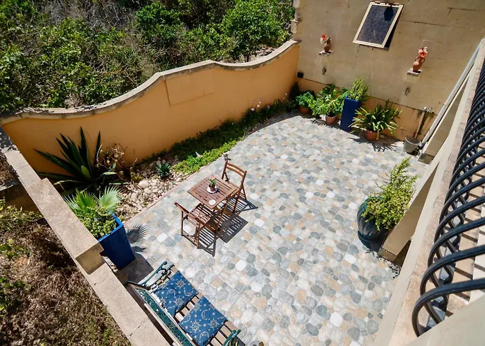 Dorata - Gozo With Terrace & Field View Qala