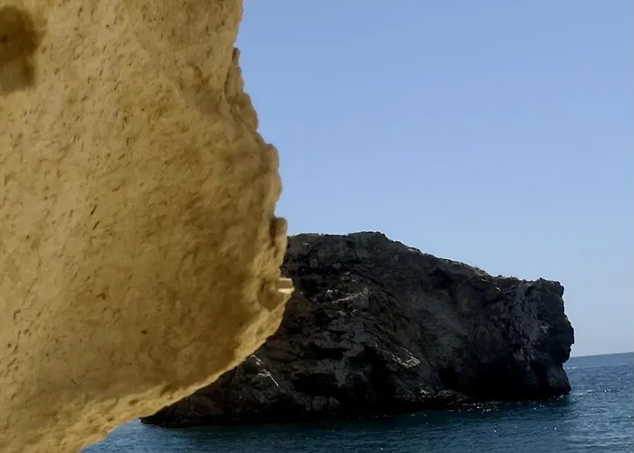 Dorata - Gozo With Terrace & Field View
